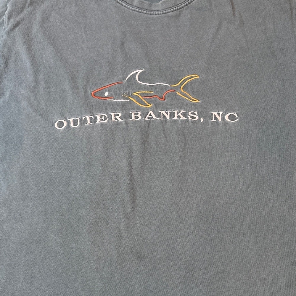U.S. Vintage T-Shirt Mens Blue Outer Banks NC Shark Embroidered SIZE L - Picture 2 of 5